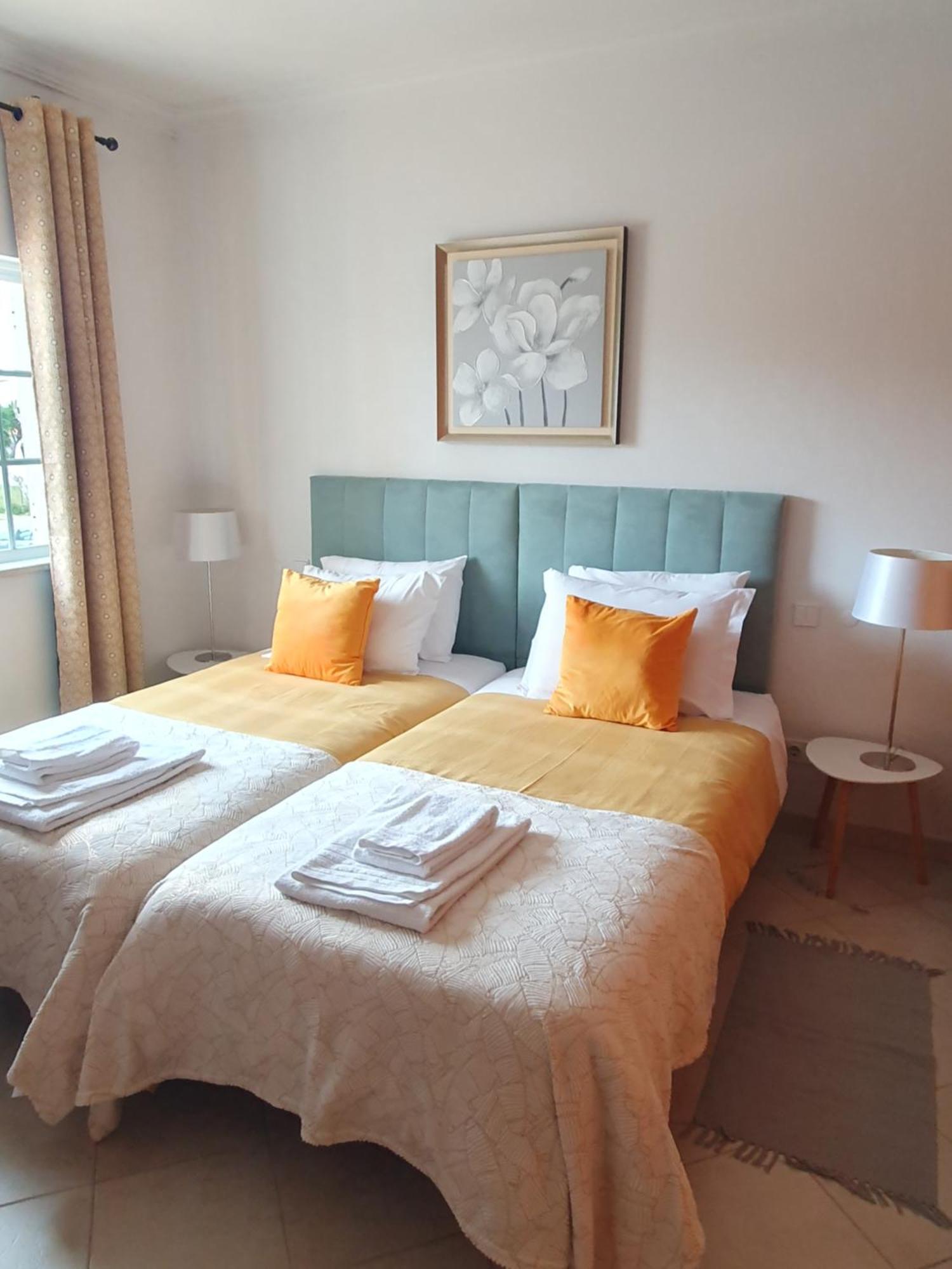Vila Apartamentos Estrela Lagos Værelse billede